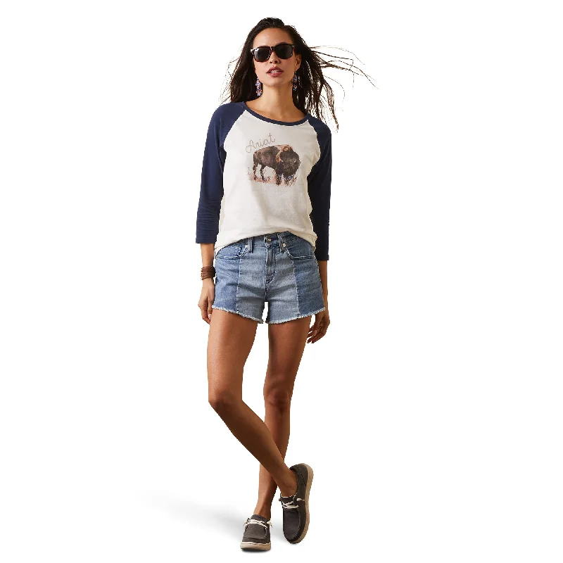 10043408 Ariat Women's LS Tee Bison Dreams