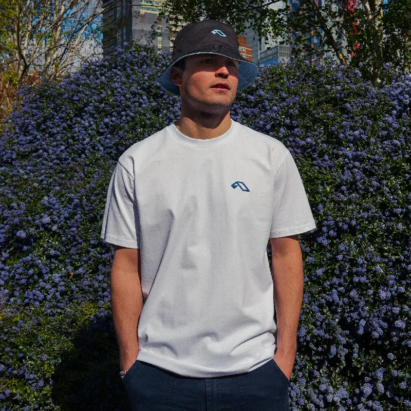 Anjuna Staple Tee / White & Blue